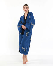 Cargar imagen en el visor de la galería, Blue Tiger Kimono Robe, Lounge Wear, Dressing Gown W/Pockets
