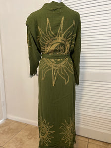 Sol y Luna Kimono-Robe-Verde, Ropa de salón
