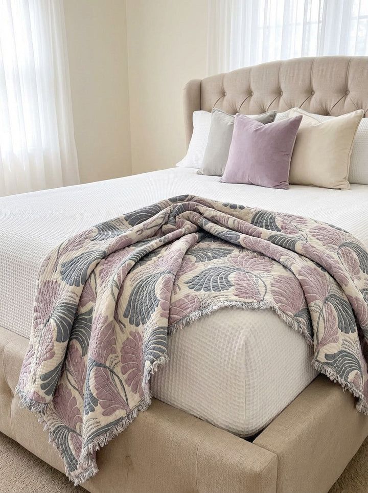 Nature's Hug Muslin Quilt / Comforter / Bedspread Lilac