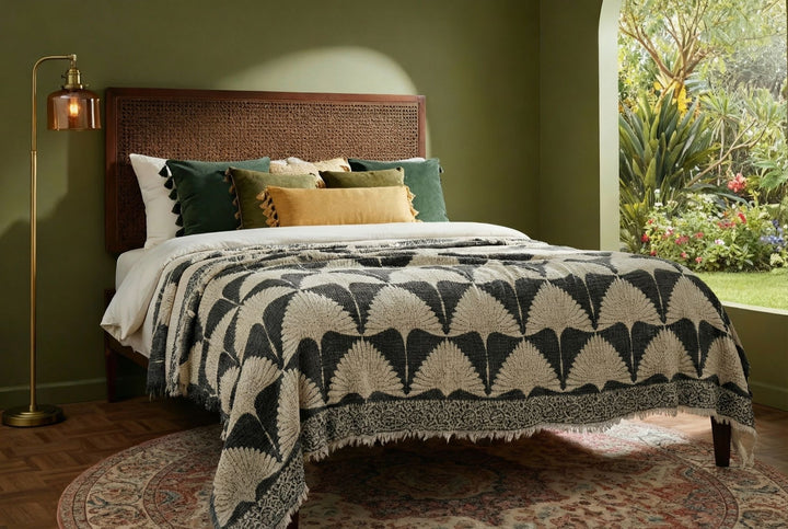 Crane Muslin Bed Blanket Black