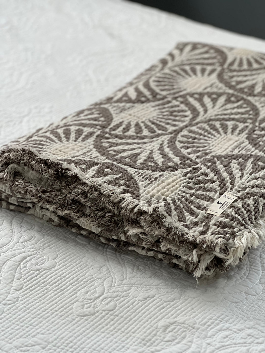 Ginkgo Muslin Bed Blanket