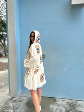 Load image into Gallery viewer, Mystic Eye Kimono Robe Short with Pockets and Hood, Lounge Wear, Beach Wear

