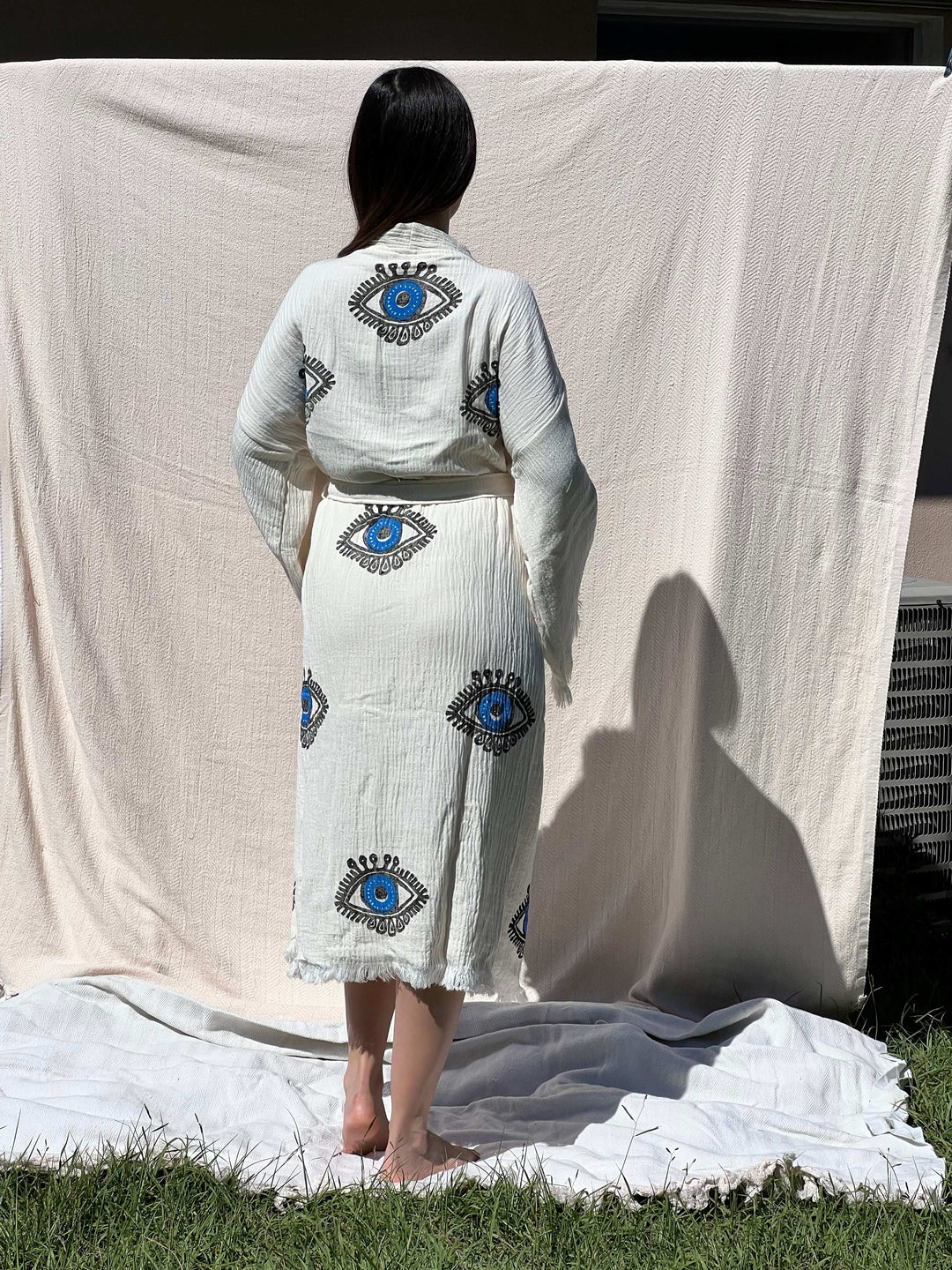XL Awake Eye Kimono Robe