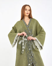 Cargar imagen en el visor de la galería, Túnica de elefante verde bosque, kimono, ropa de salón, ropa de vestido
