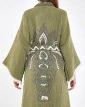 Cargar imagen en el visor de la galería, Túnica de elefante verde bosque, kimono, ropa de salón, ropa de vestido
