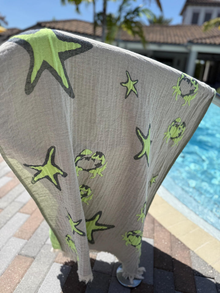 Peshtemal Turkish Towel – Starfish & Crab Design