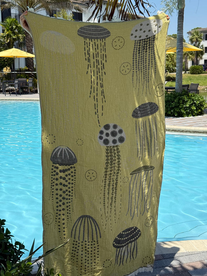 Jellyfish Reversible Turkish Beach Towel –  Quick Drying