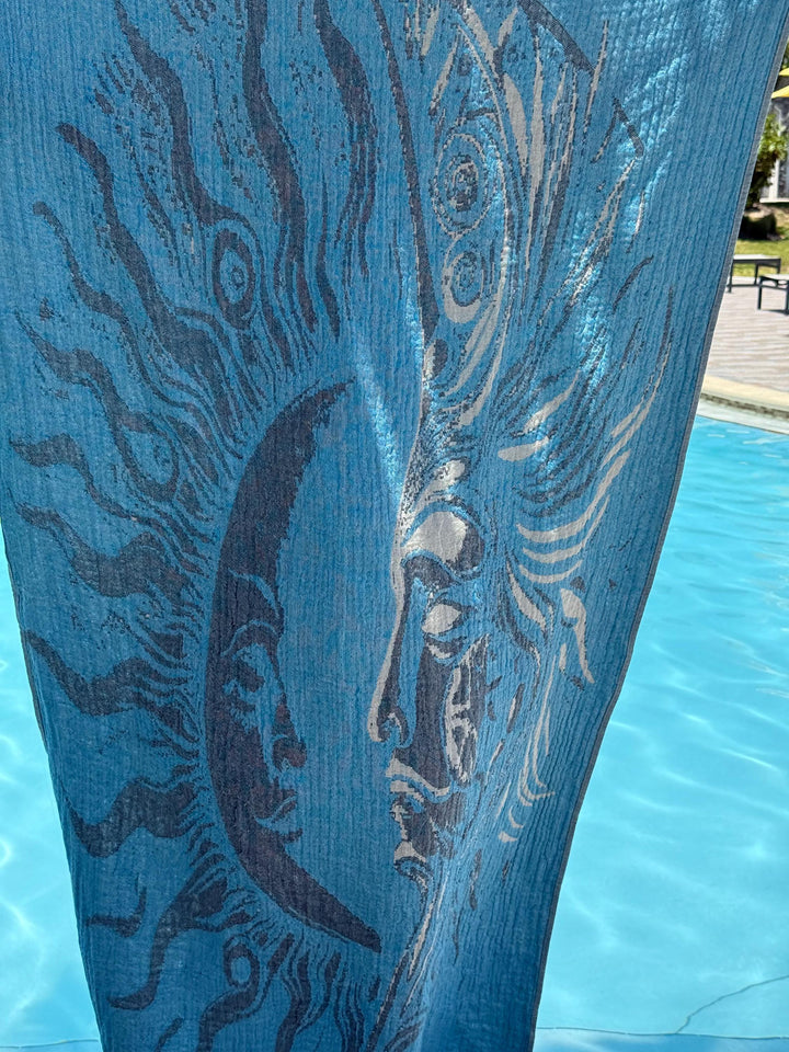 Sun Face Turkish Beach Towel – Reversible, Sand-Repellent