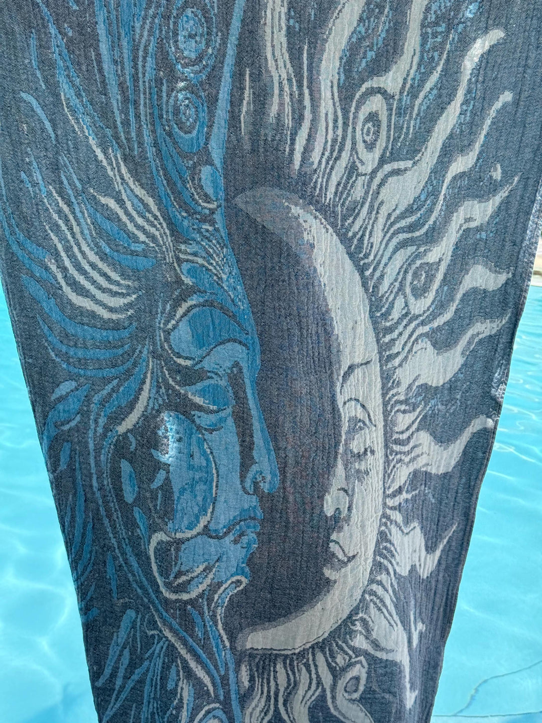 Sun Face Turkish Beach Towel – Reversible, Sand-Repellent