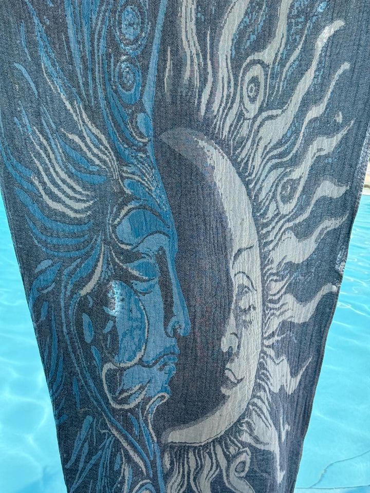 Sun Face Turkish Beach Towel – Reversible, Sand-Repellent