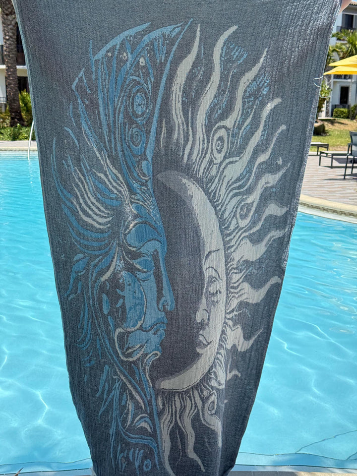 Sun Face Turkish Beach Towel – Reversible, Sand-Repellent