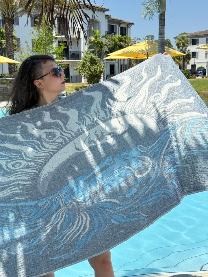 Sun Face Turkish Beach Towel – Reversible, Sand-Repellent