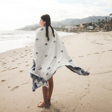 Load image into Gallery viewer, mist turkish towel navy
