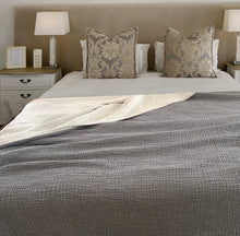 Load image into Gallery viewer, Crinkled Muslin Bed Blanket Queen/King
